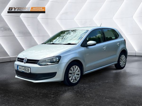 Volkswagen Polo Hatchback, Petrol, 2014, Silver