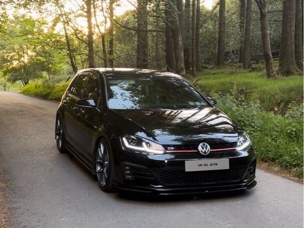 Volkswagen Golf Hatchback, Diesel, 2014, Black