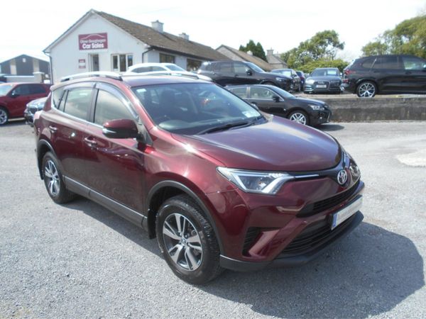 Toyota RAV4 MPV, Diesel, 2017, Red