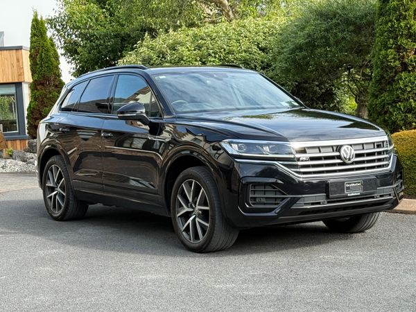 Volkswagen Touareg SUV, Diesel, 2019, Black