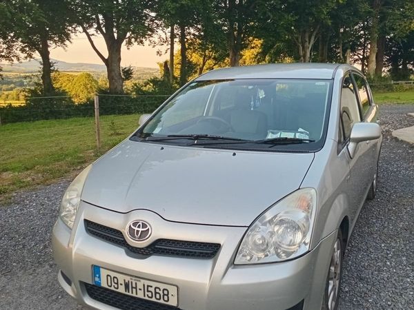 Toyota Corolla MPV, Diesel, 2009, Silver
