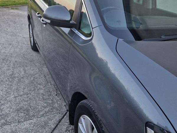 Volkswagen Sharan MPV, Diesel, 2016, Grey