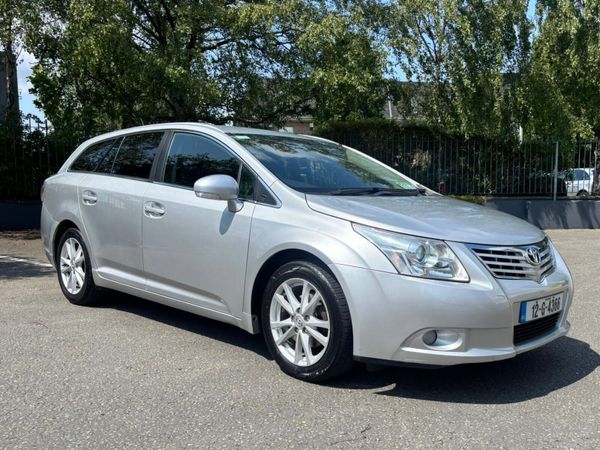 Toyota Avensis Estate, Diesel, 2012, Silver