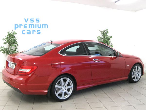 Mercedes-Benz C-Class Coupe, Diesel, 2012, Red