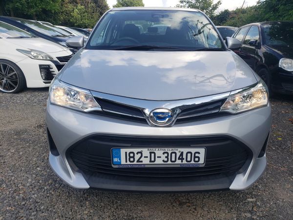 Toyota Corolla Saloon, Petrol Hybrid, 2018, Silver
