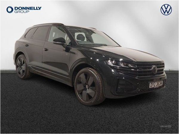 Volkswagen Touareg , Diesel, 2025, Black