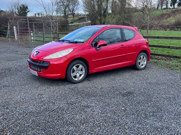 Peugeot 207 Hatchback, Petrol, 2006, Red