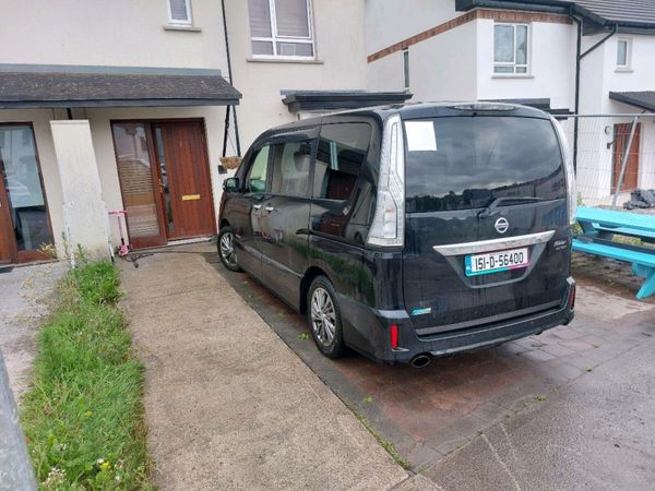 Nissan Serena MPV, Petrol Hybrid, 2015, Black