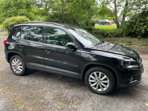 Volkswagen Tiguan SUV, Diesel, 2014, Black