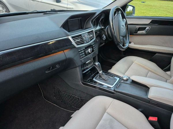 Mercedes-Benz E-Class Saloon, Diesel, 2010, Silver