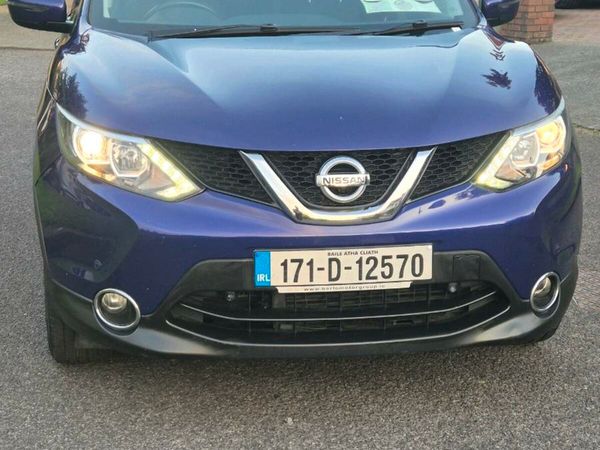 Nissan Qashqai SUV, Diesel, 2017, Blue