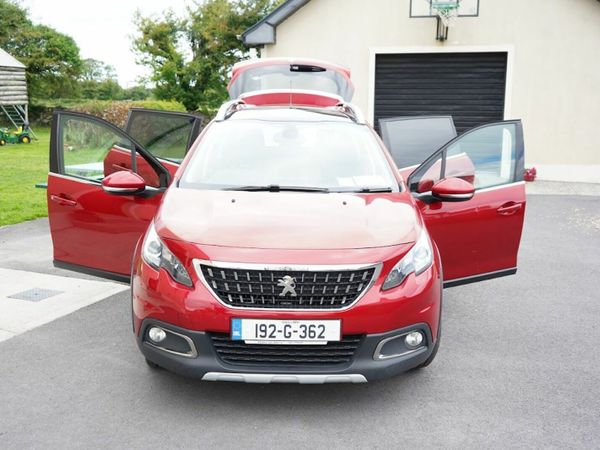 Peugeot 2008 Estate, Petrol, 2019, Red
