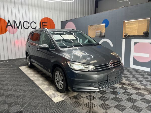 Volkswagen Touran MPV, Petrol, 2020, Grey
