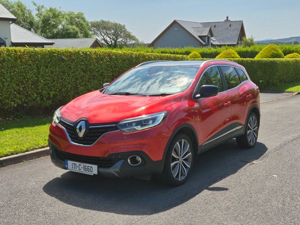 Renault Kadjar SUV, Diesel, 2017, Red