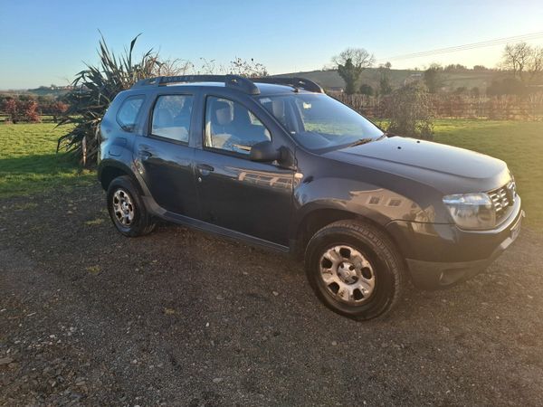 Dacia Duster SUV, Diesel, 2015, Grey