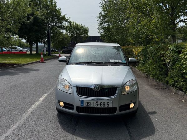 Skoda Fabia Hatchback, Diesel, 2009, Silver