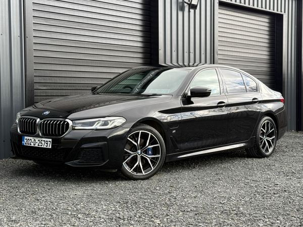 BMW 5-Series Saloon, Petrol Hybrid, 2020, Black