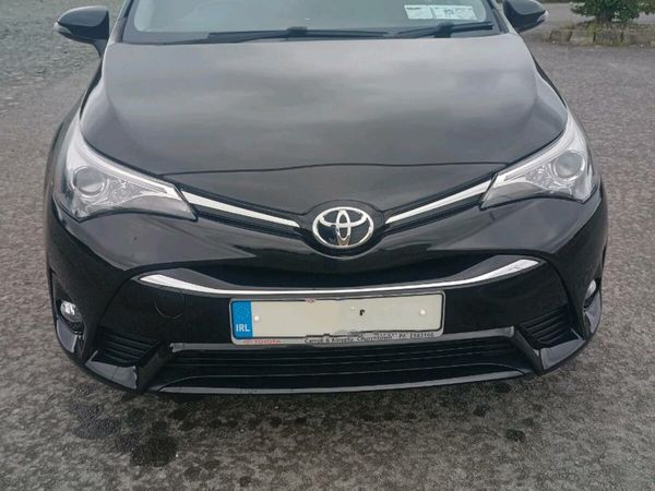 Toyota Avensis Saloon, Diesel, 2016, Black