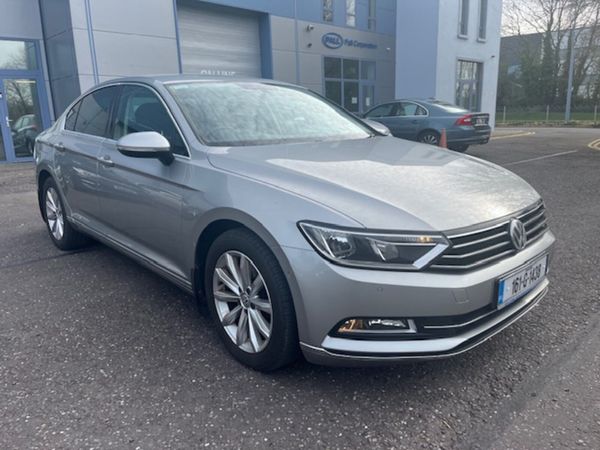 Volkswagen Passat Saloon, Diesel, 2016, Silver