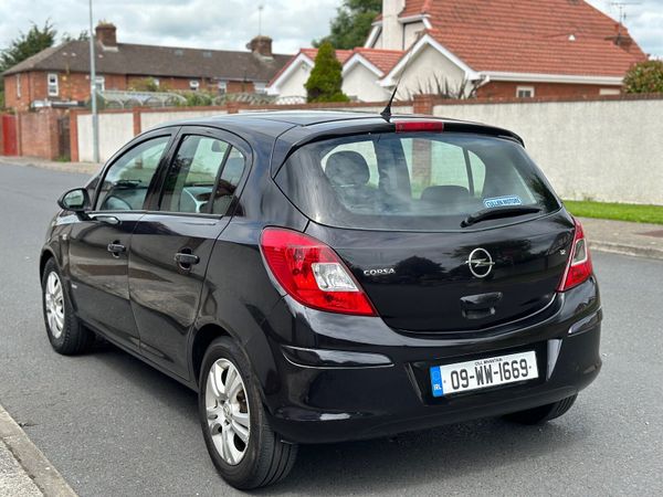 Opel Corsa Hatchback, Petrol, 2009, Black
