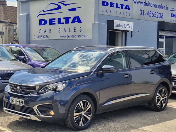 Peugeot 5008 MPV, Diesel, 2019, Blue