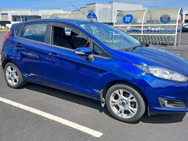 Ford Fiesta Hatchback, Petrol, 2014, Blue