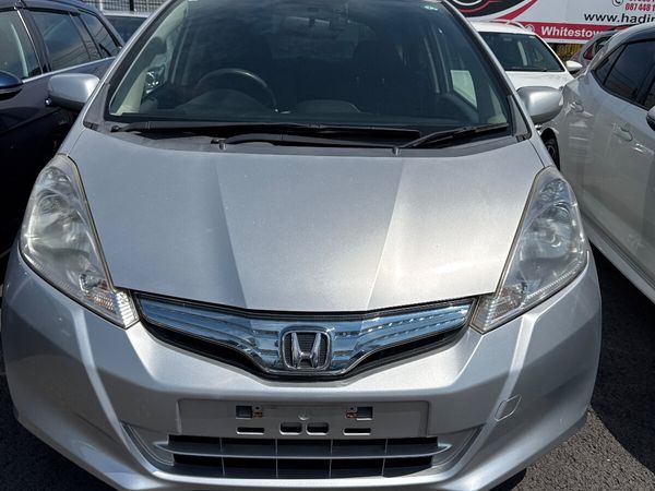 Honda Fit Hatchback, Petrol Hybrid, 2011, Silver