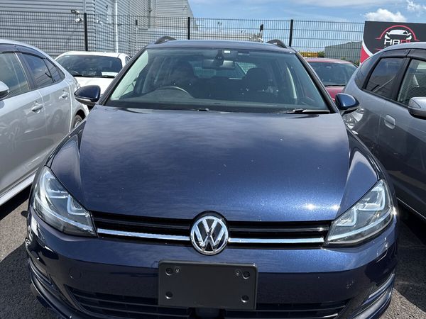 Volkswagen Golf Hatchback, Petrol, 2014, Blue