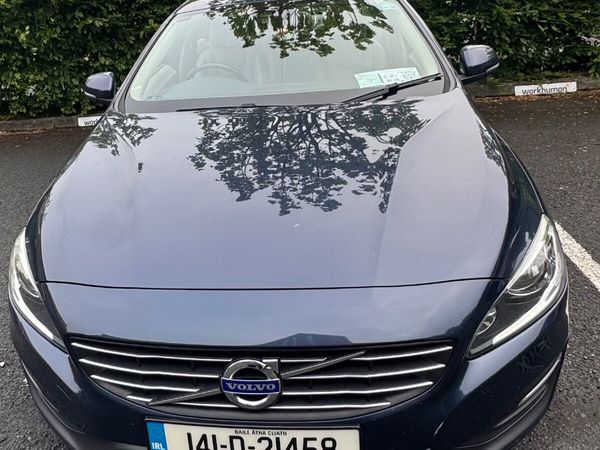 Volvo S60 Saloon, Diesel, 2014, Blue