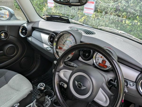 Mini Cooper Hatchback, Petrol, 2009, Black