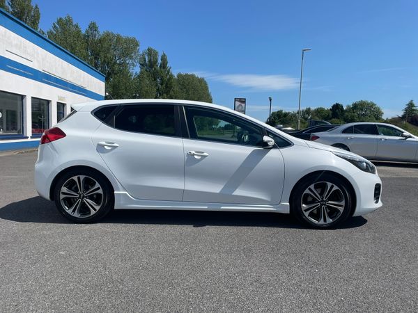 Kia Ceed Hatchback, Diesel, 2016, White