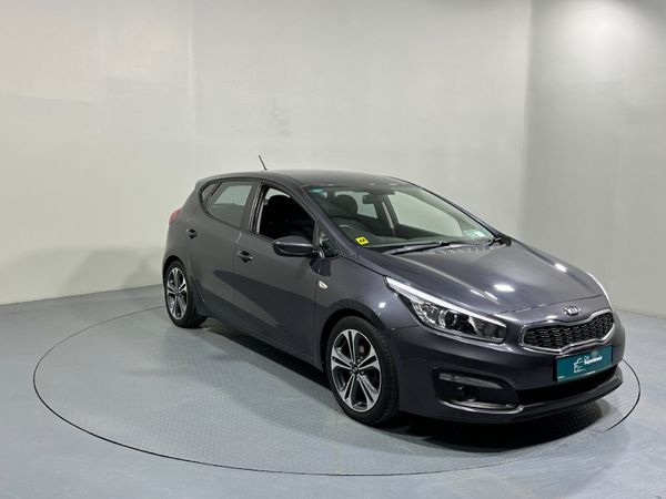 Kia Ceed Hatchback, Petrol, 2018, Grey