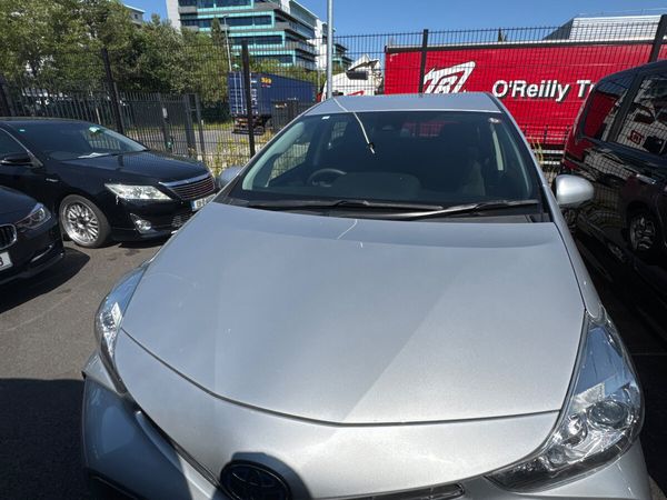Toyota Prius Estate, Petrol Hybrid, 2018, Silver