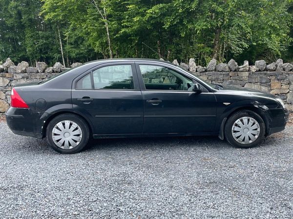 Ford Mondeo Saloon, Petrol, 2005, Black