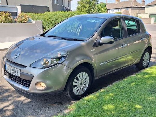 Renault Clio Hatchback, Ethanol Petrol, 2010, Gold