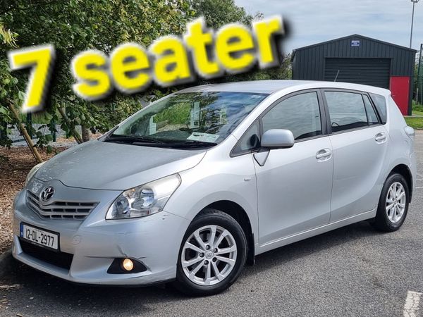 Toyota Verso MPV, Diesel, 2012, Silver