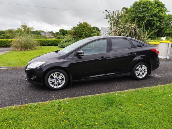Ford Focus Saloon, Diesel, 2012, Black
