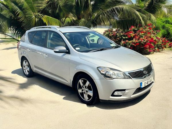 Kia Ceed MPV, Diesel, 2012, Silver