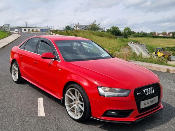 Audi A4 Saloon, Diesel, 2011, Red