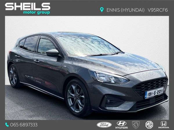 Ford Focus Hatchback, Petrol, 2019, Grey