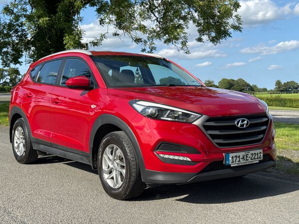 Hyundai Tucson SUV, Diesel, 2017, Red