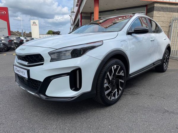 Kia XCeed Hatchback, Petrol Plug-in Hybrid, 2025, White