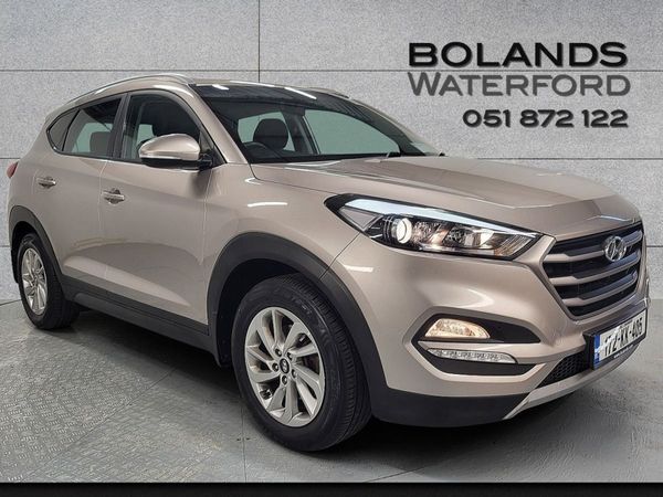 Hyundai Tucson SUV, Diesel, 2017, Gold