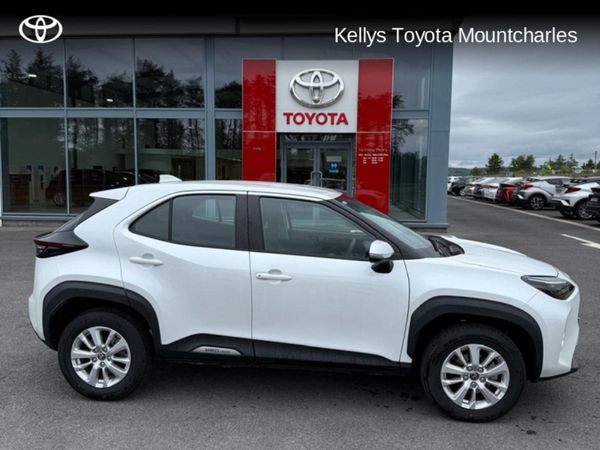 Toyota Yaris Cross Hatchback, Hybrid, 2025, White