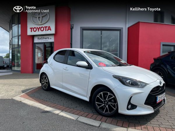 Toyota Yaris Hatchback, Hybrid, 2022, White