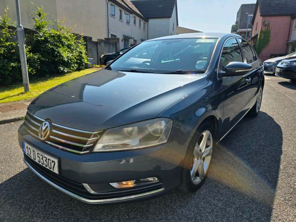 Volkswagen Passat Saloon, Diesel, 2012, Grey
