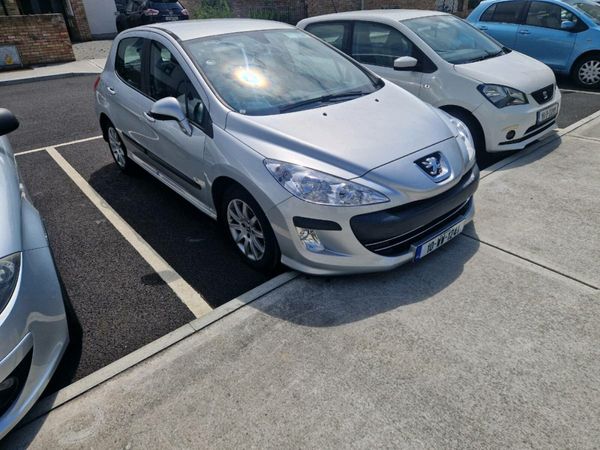 Peugeot 308 Hatchback, Diesel, 2010, Grey