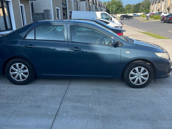Toyota Corolla Saloon, Petrol, 2007, Blue