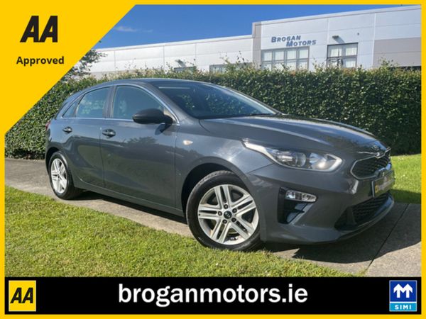Kia Ceed Hatchback, Diesel, 2019, Grey