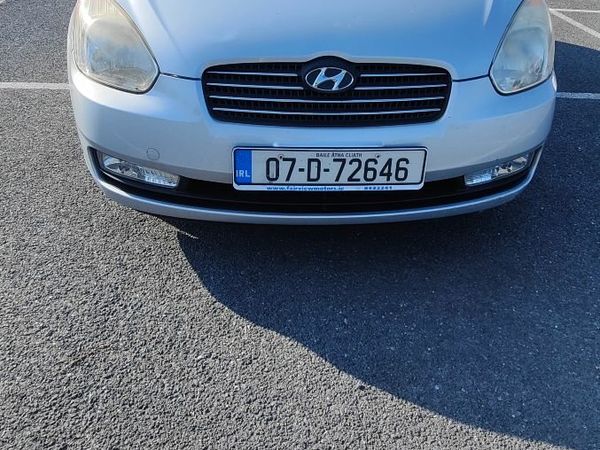 Hyundai Accent Saloon, Petrol, 2007, Silver